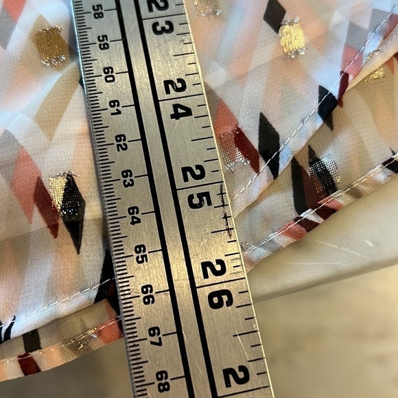 🏁 SALE 🏁 WHITE HOUSE BLACK MARKET Diamond Metallic Blouse w/Peach, Size 4 - Picture 7 of 8